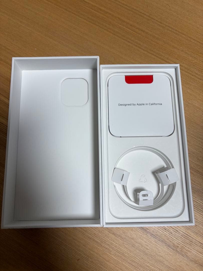 【中古】Apple iPhone 12 (PRODUCT(RED)) 本体