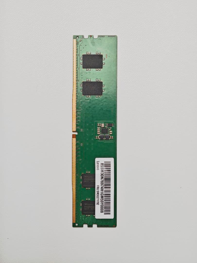 SK hynix 8GB DDR5 UDIMM メモリー
