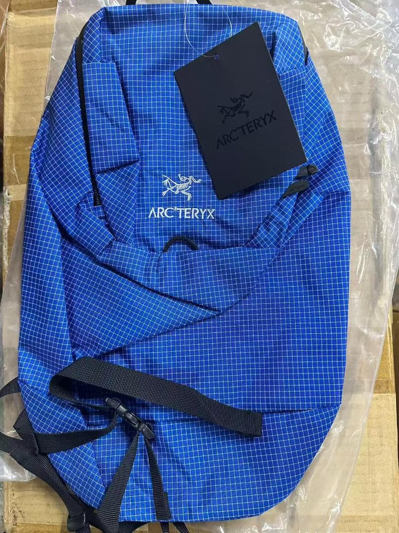 未使用ARC'TERYX KONSEAL 15 チェック柄バックパック 青