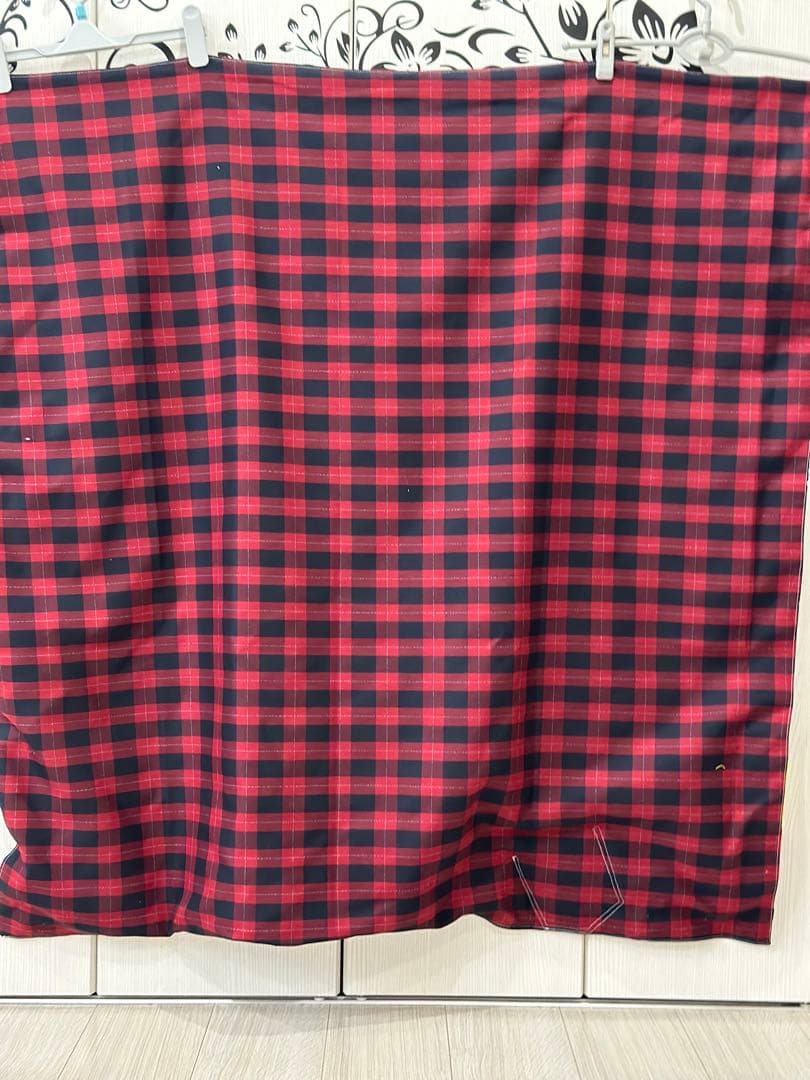 トラベルボストンバック　スポーツ、白色、デニムリメイクバック、パッチワークラグ