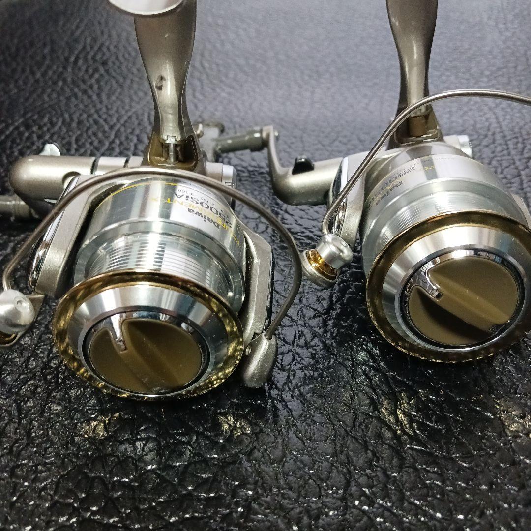 Daiwa TOURNAMENT-X 2500SiA　２台セット　送料無料