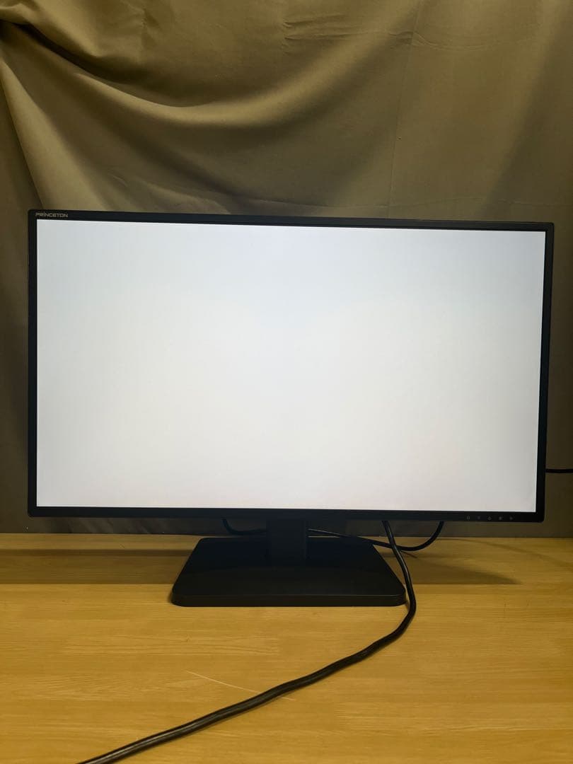 Princeton 27インチモニター　内蔵スピーカーPTFBLT-27w