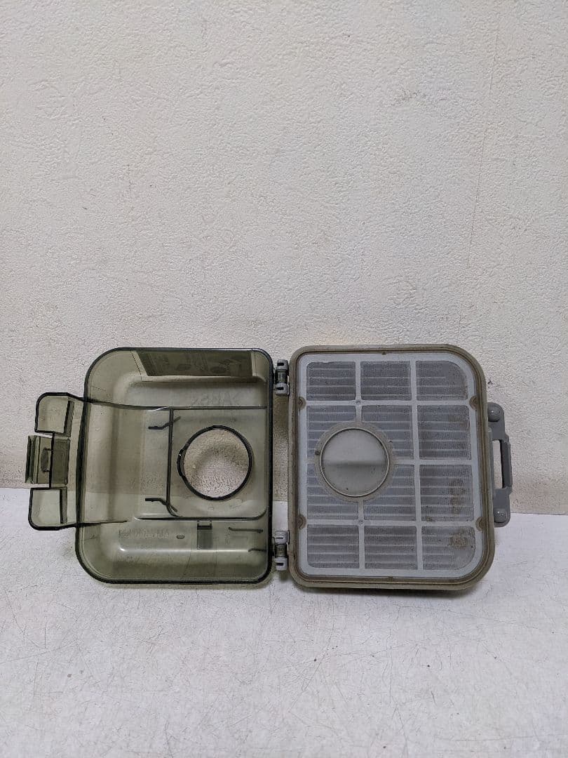 Panasonic MC-SK17A-R サイクロン式掃除機 2018年製