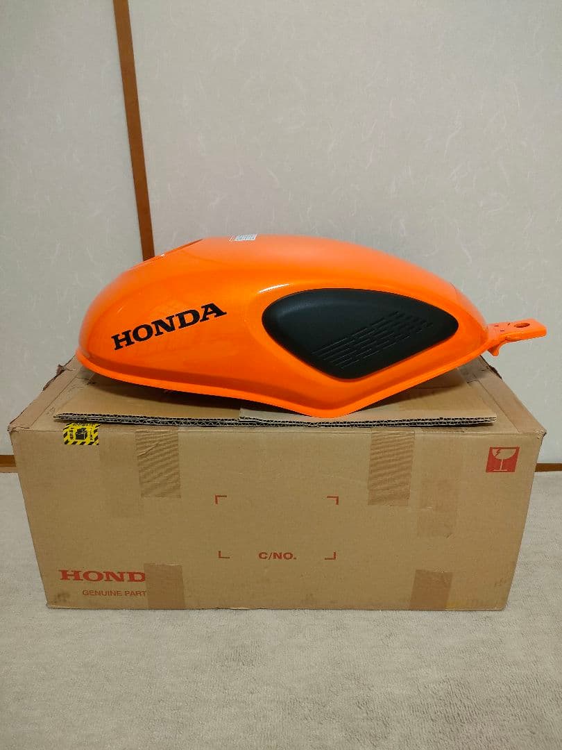 傷 ヘコミなし CL250 タンク ほぼ新車外し