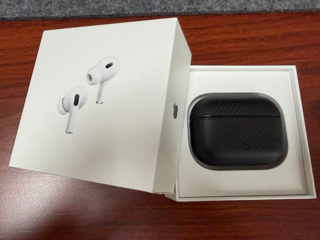 AirPods Pro2 + Pitakaケース