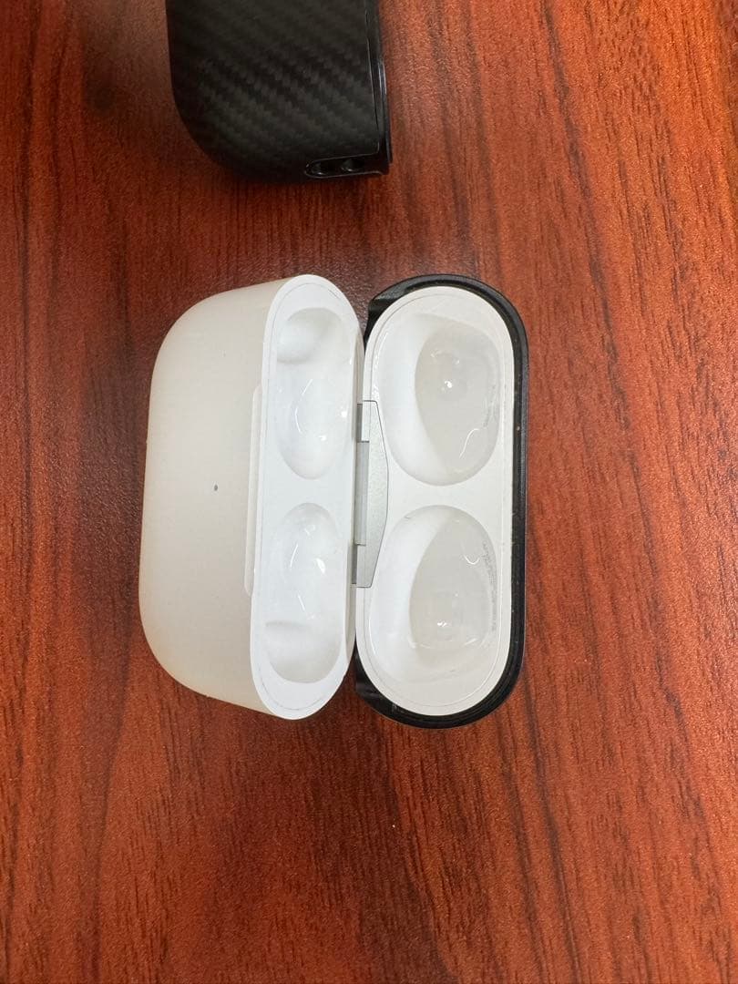 AirPods Pro2 + Pitakaケース