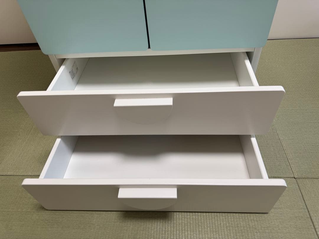 美品♪ IKEA SMASTAD スモースタード