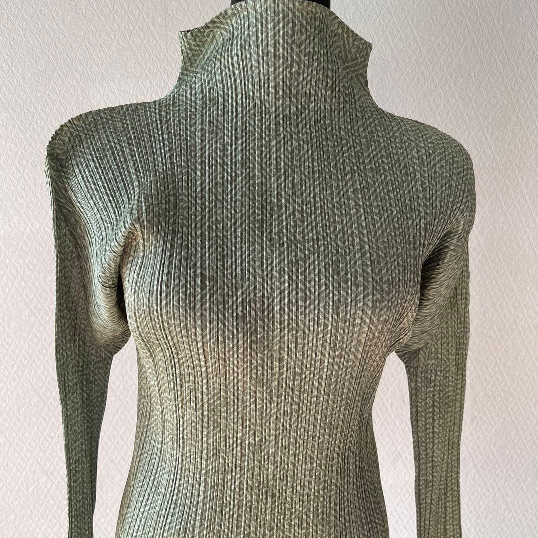 プリーツプリーズ　3 デザイントップス