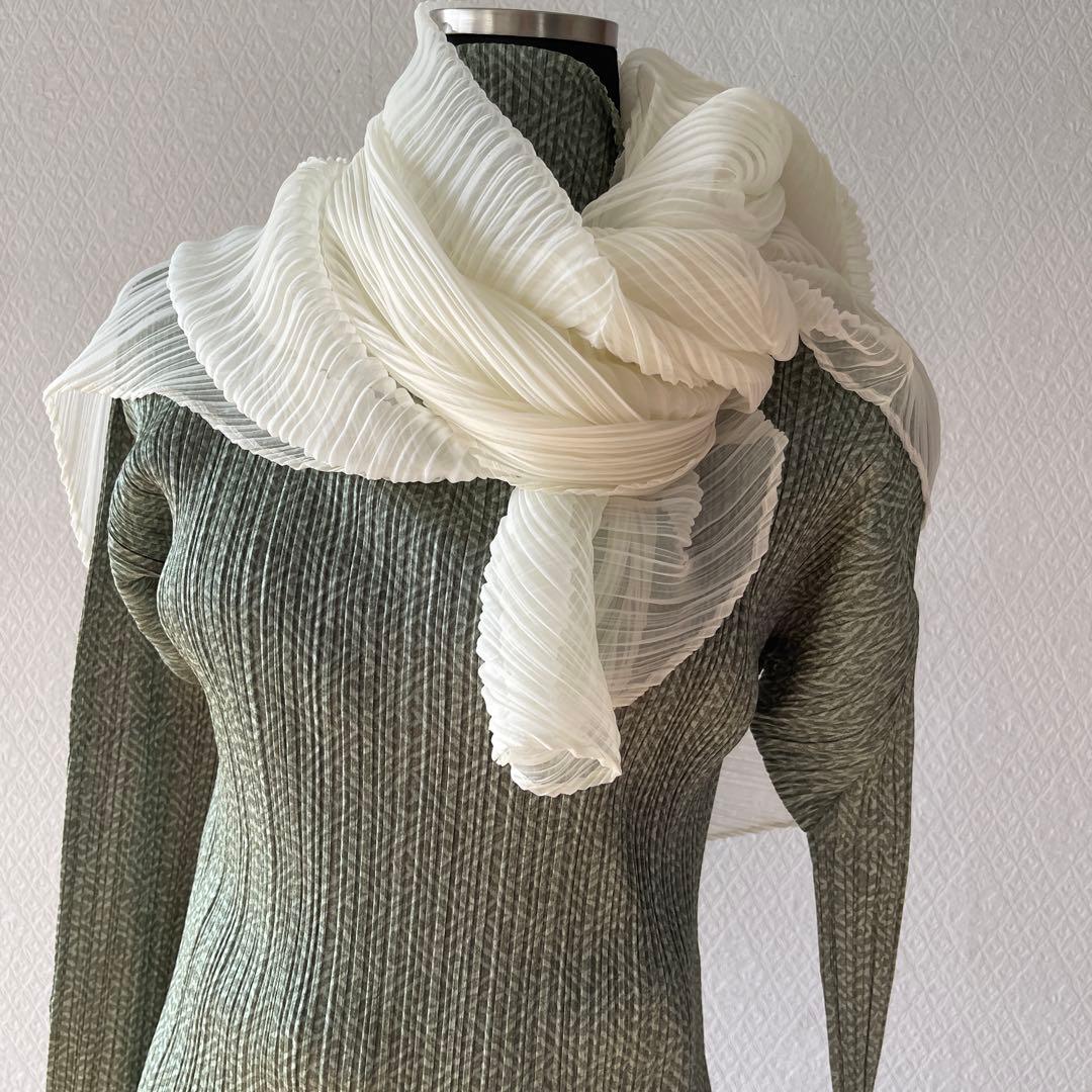 プリーツプリーズ　3 デザイントップス