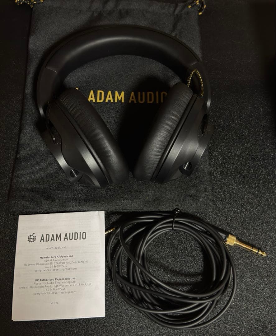 ヘッドホン adam audio H200