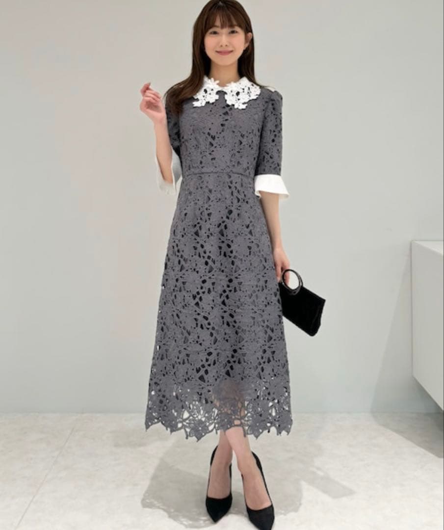 【LEJA】花柄レースビジューカラーAラインドレスワンピース M 美脚効果結婚式