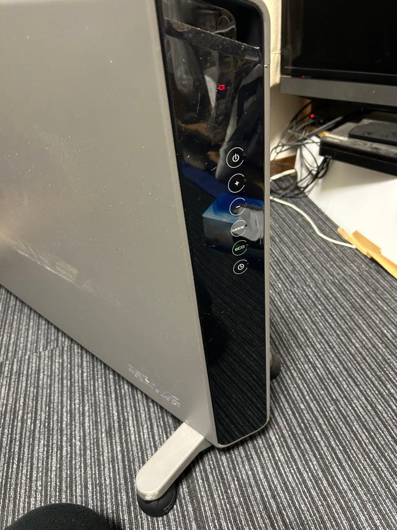 動作品◆DeLonghi コンベクターヒーター　グレー　 1200W
