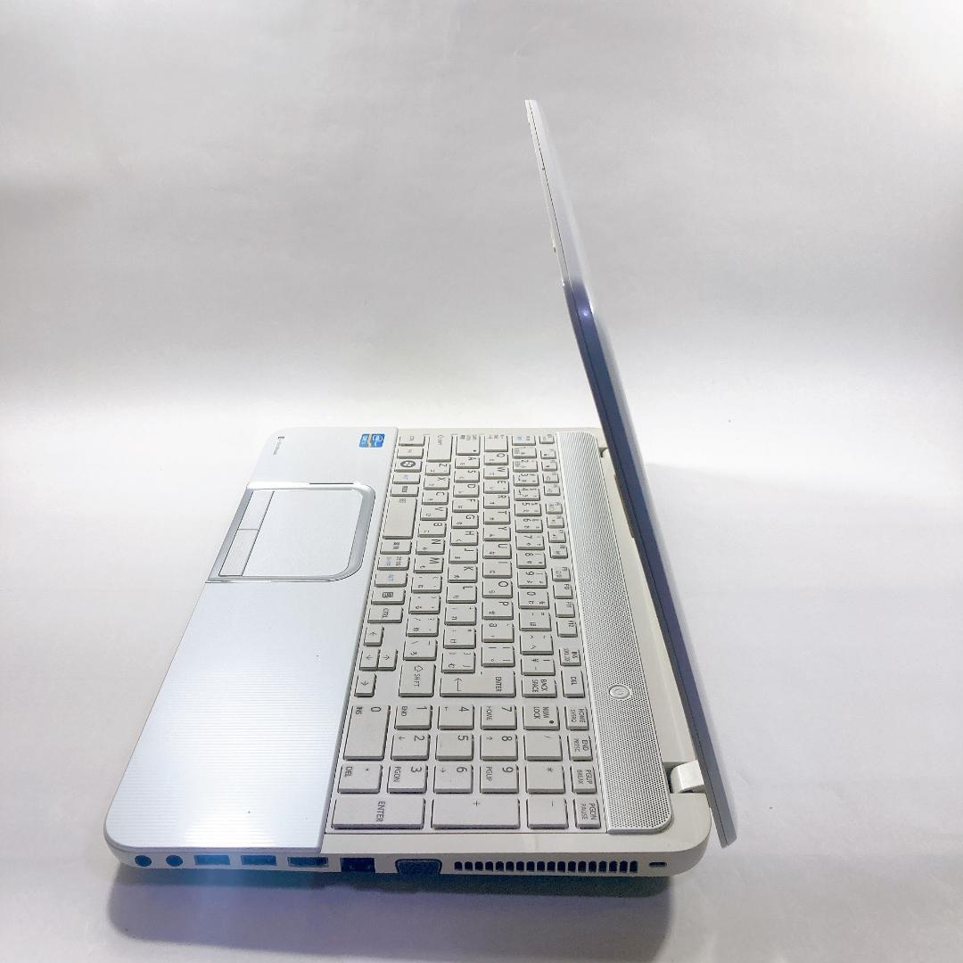 w118✨Core i7 /爆速SSD512GB/16GB /大画面✨ノートPC