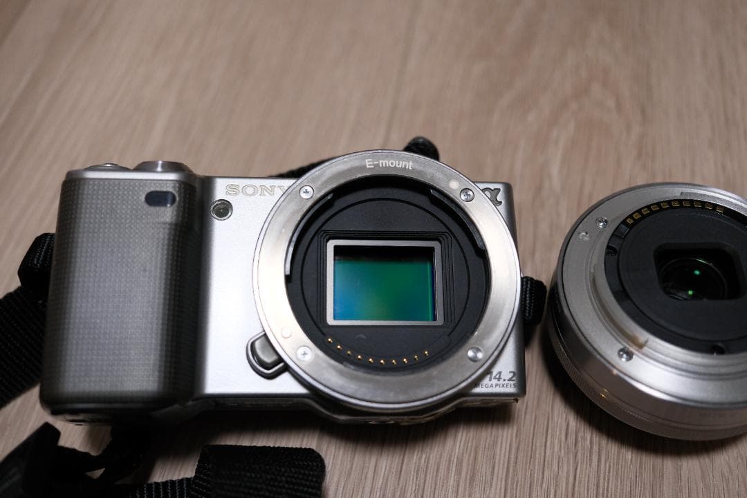 SONY α NEX-5　Emount 16mm f2.8　SEL16F28