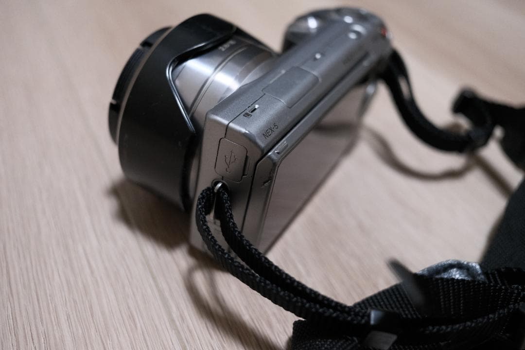 SONY α NEX-5　Emount 16mm f2.8　SEL16F28