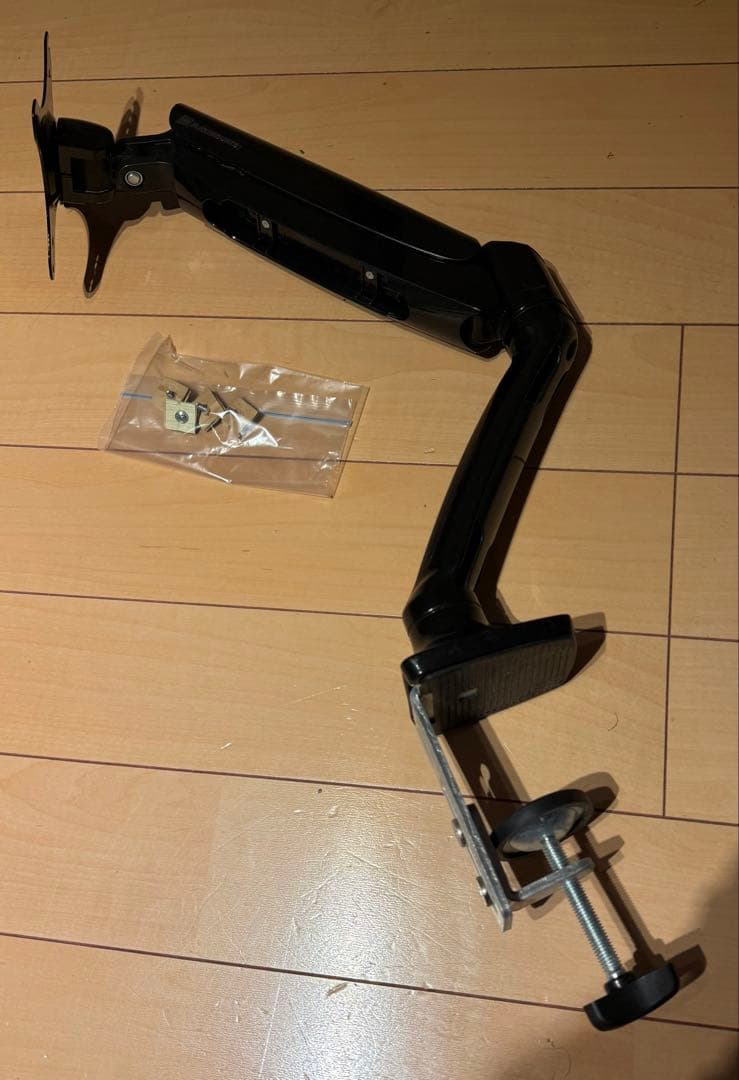 Wacom Cintiq 16FHD（DTK1660）ペンタブレット本体