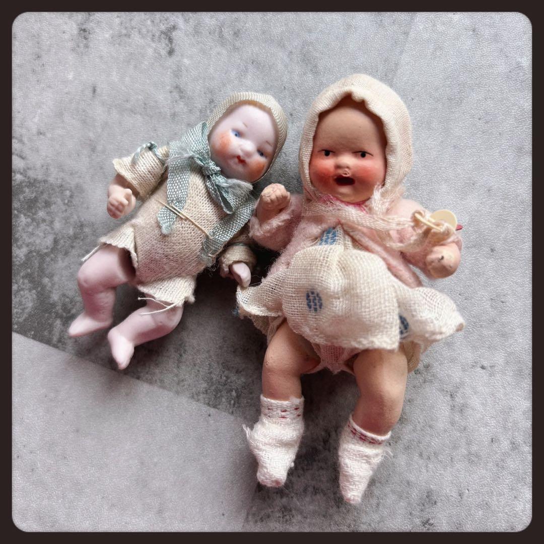 オールドヴィンテージ ベビーベッドとベビーチェア ベビービスクドール2体のセット