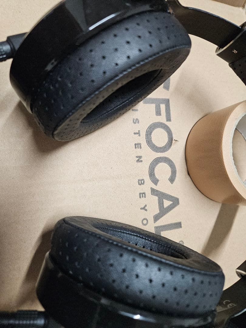 ヘッドホン focal utopia np