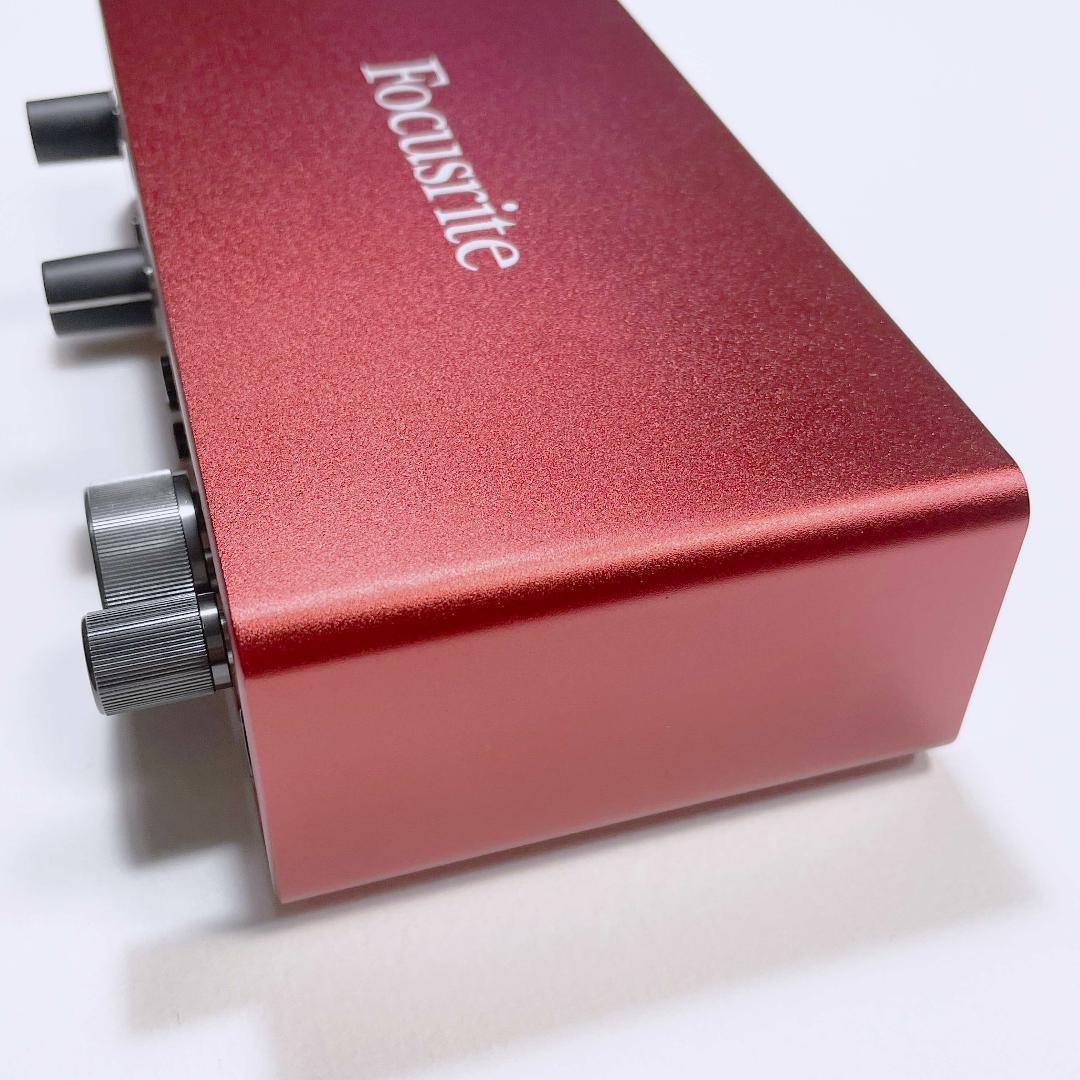 Focusrite Scarlett 2i2 Gen3 インターフェース