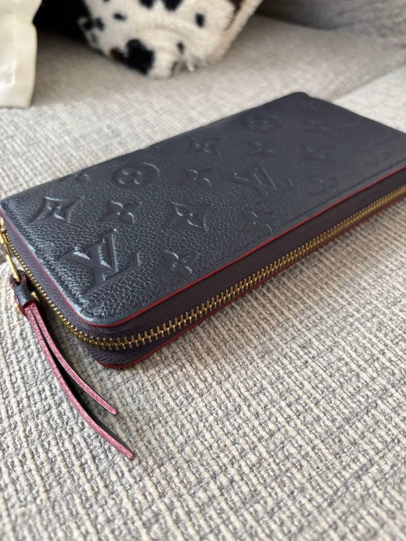ルイヴィトン モノグラム アンプラント ジッピーウォレット マリーヌルージュ