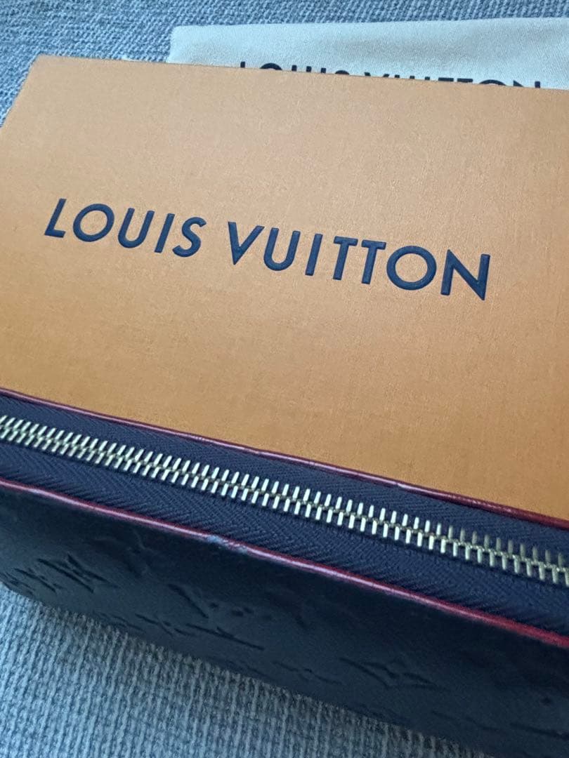 ルイヴィトン モノグラム アンプラント ジッピーウォレット マリーヌルージュ