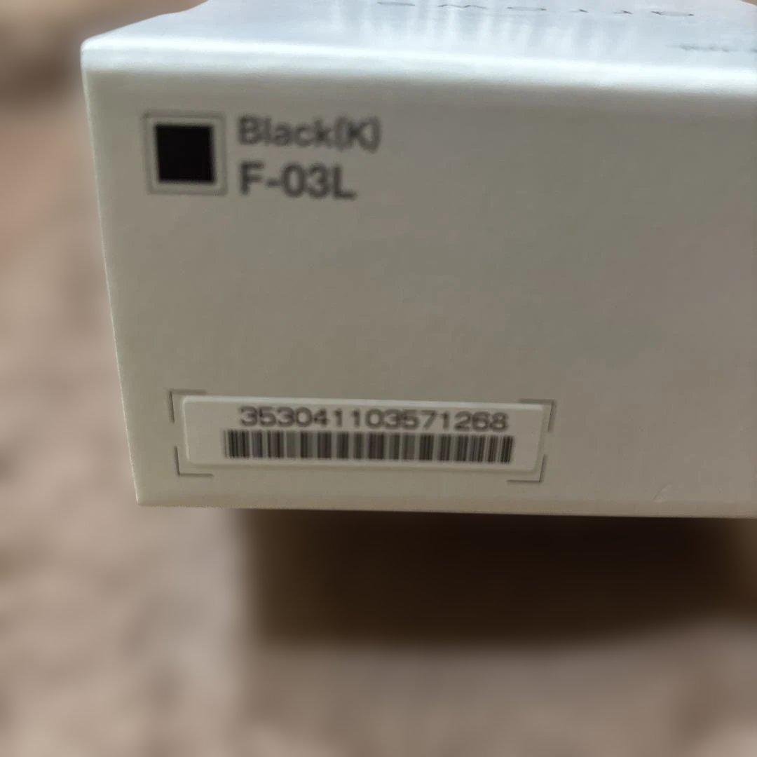 docomo arrowsケータイ F-03L ブラック