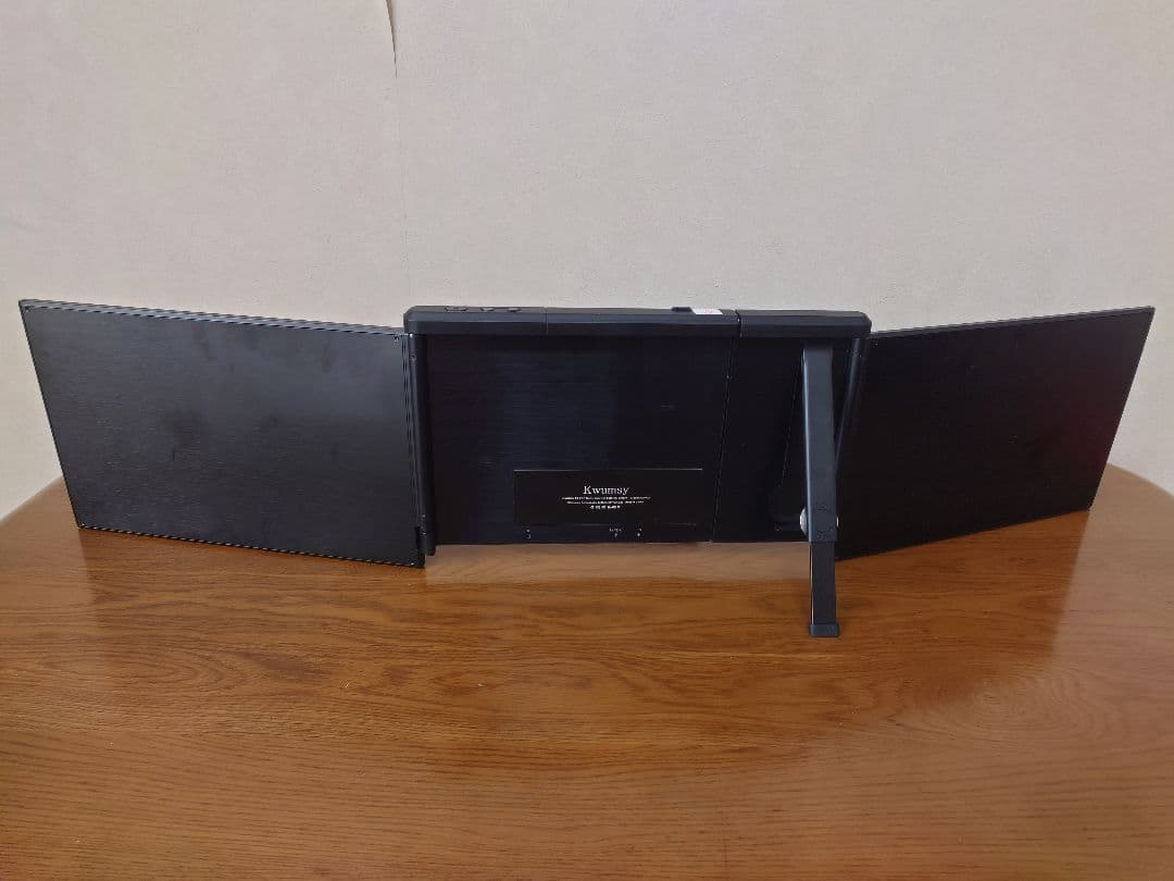 Kwumsy Proトリプルポータブルモニター