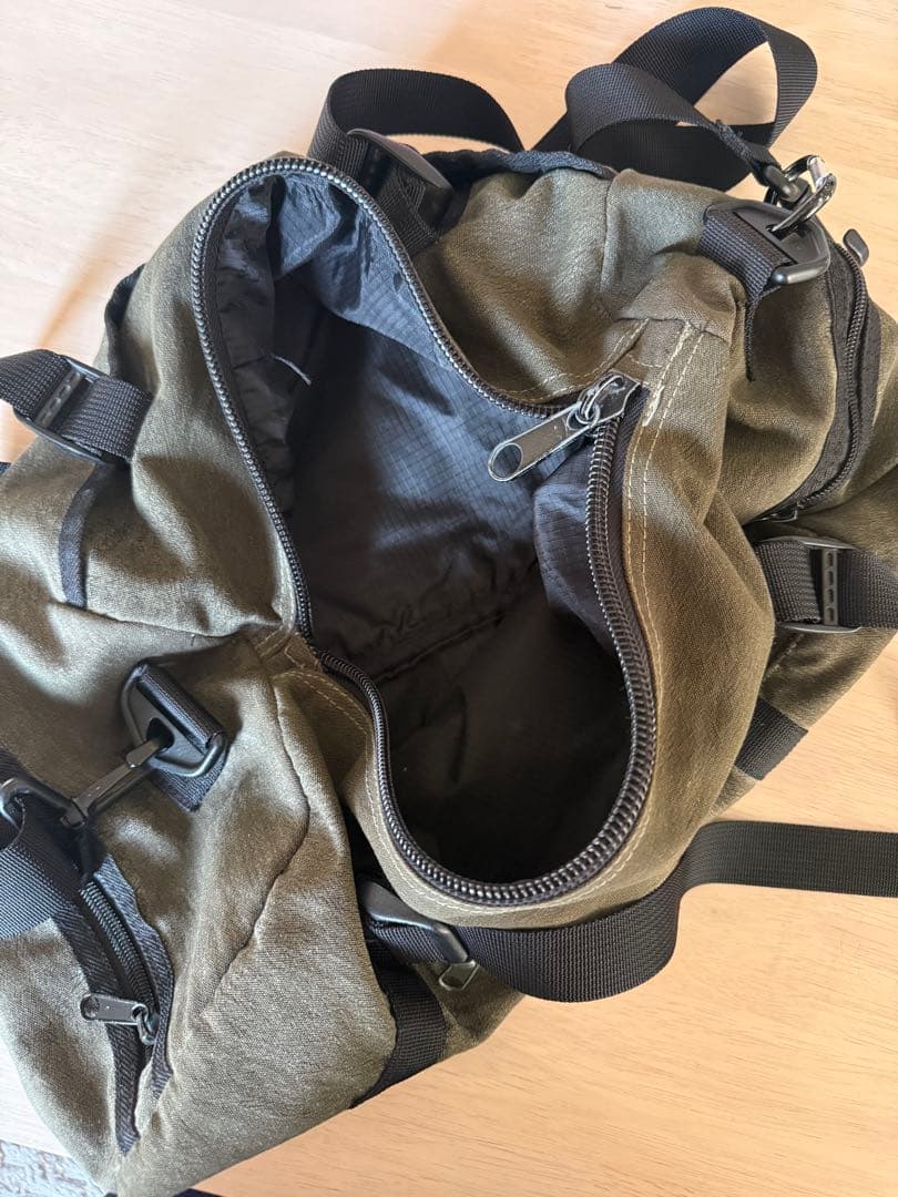 Stussy オリーブ ドラムバッグ