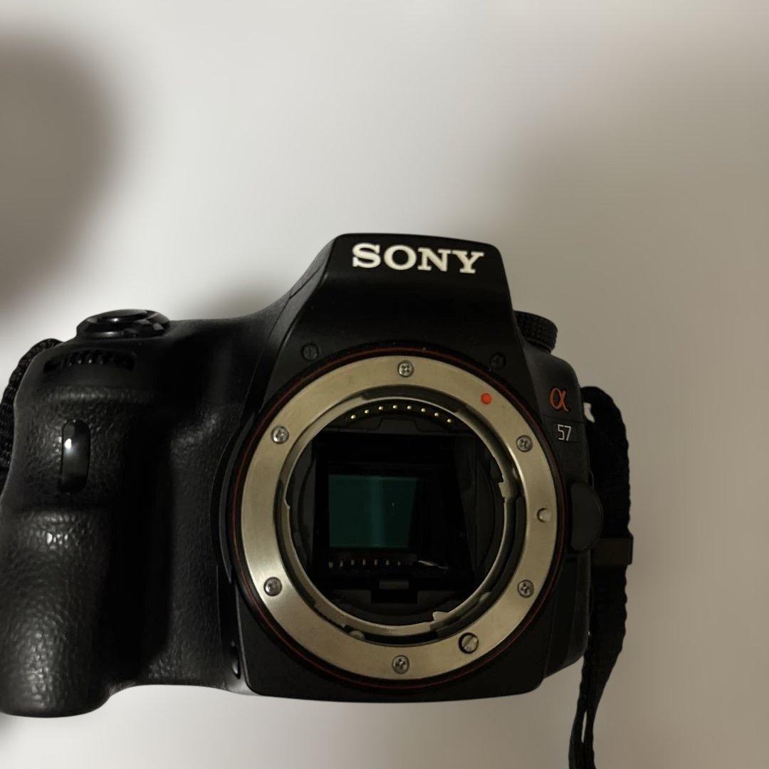 SONY α57 一眼レフカメラ＋純正セットレンズ2本