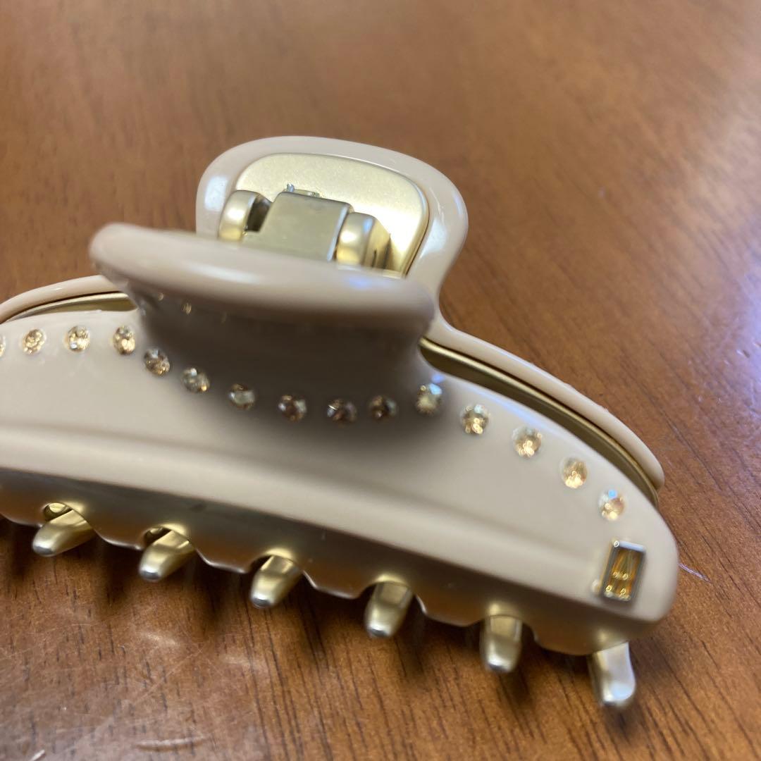 ストーン付きベージュヘアクリップ 約7.5cm