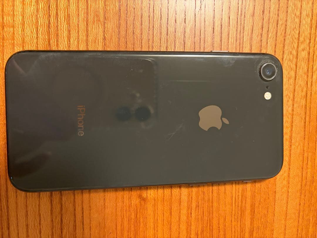 iPhone 8 64GB iFaceのカバー