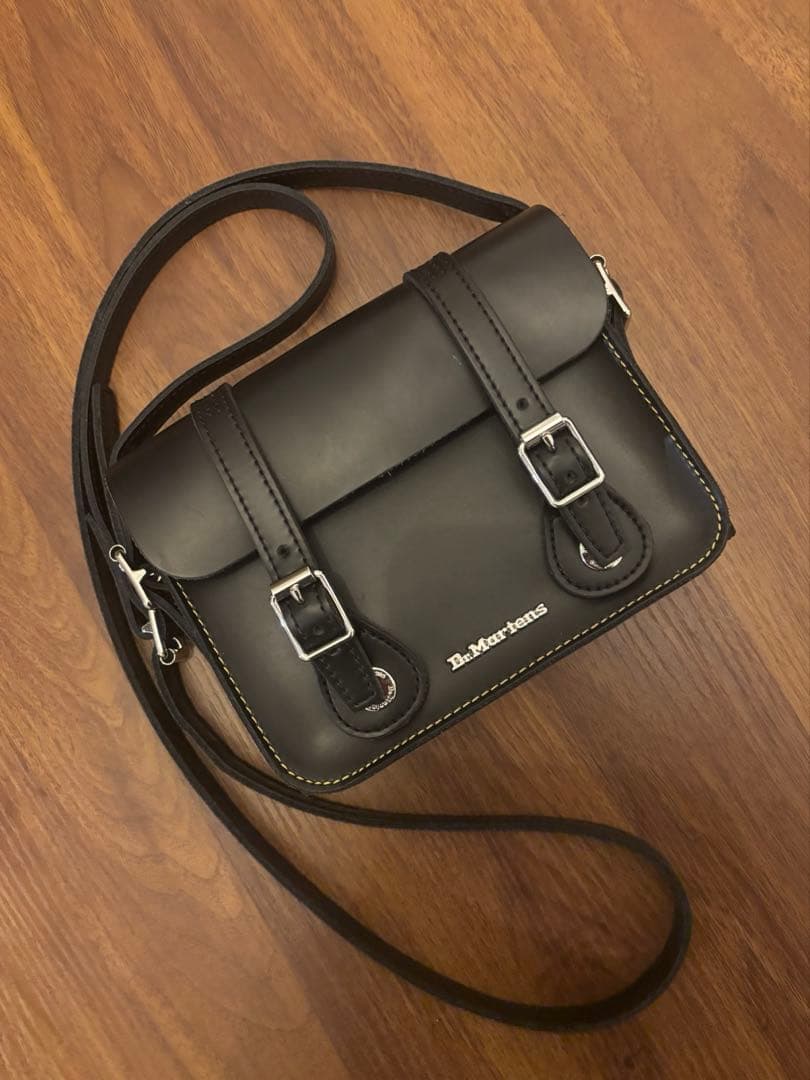 Dr. Martens/ドクターマーチン 7インチ サッチェルバッグ
