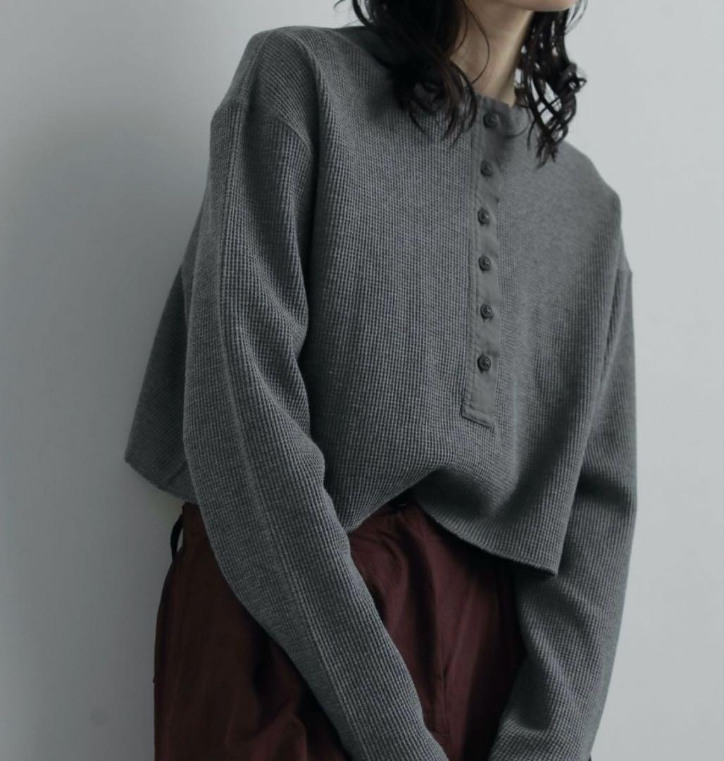 anuke アンヌーク Waffle Henley Tops チャコールグレー
