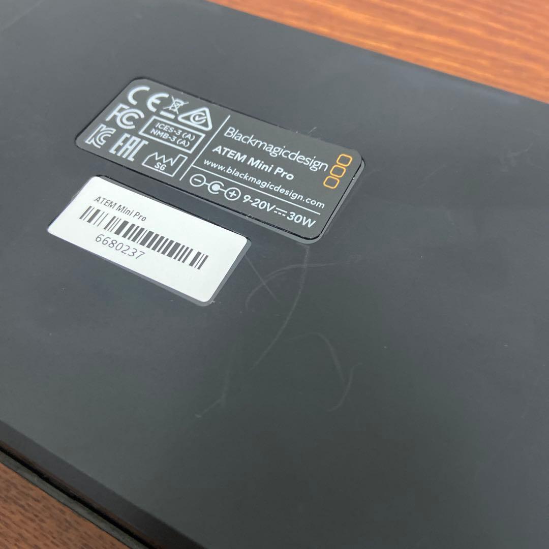 ATEM Mini Pro ビデオスイッチャー