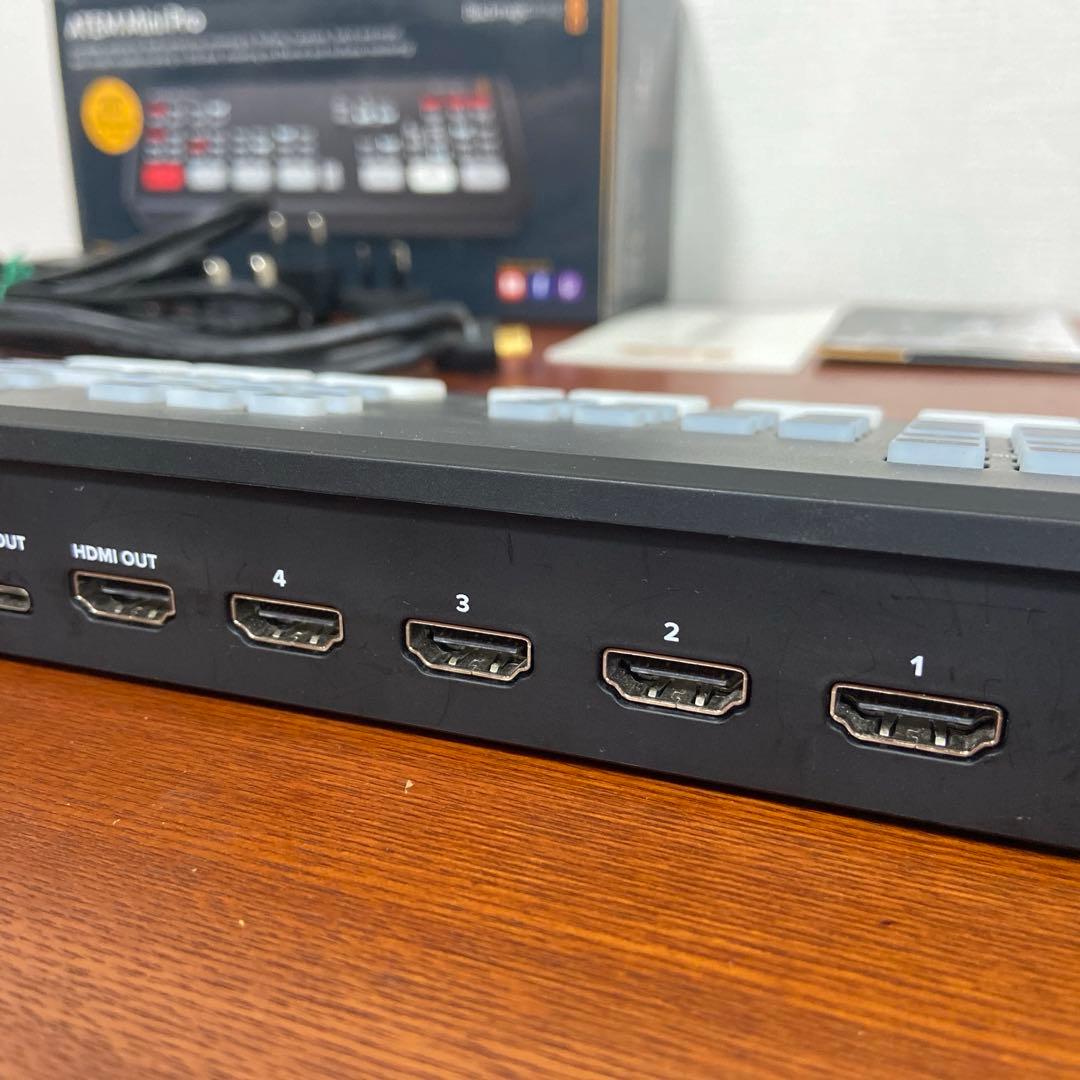 ATEM Mini Pro ビデオスイッチャー