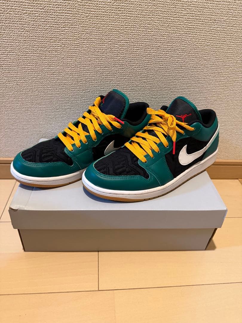美品　エア ジョーダン 1 ロー SE AIR JORDAN 1 箱なし