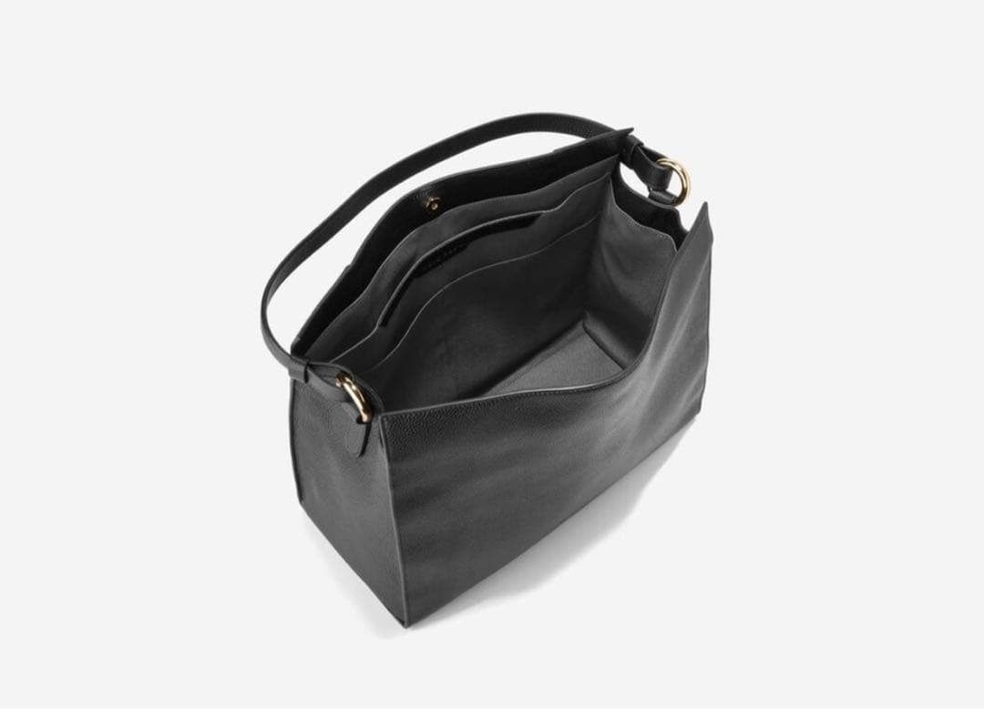 【早い者勝ち】コールハーン/極美品ショルダーバッグ