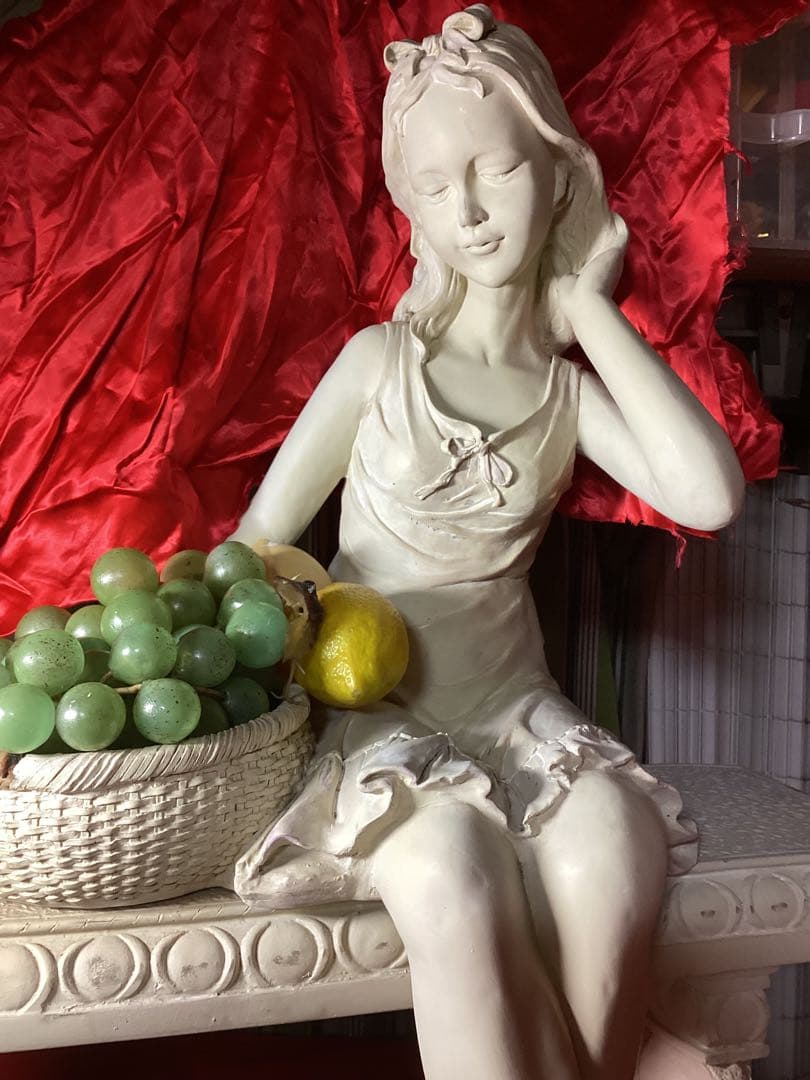 中国製 大理石調 樹脂製 ヴィーナス像 最大幅60㎝高さ70㎝ ホワイト