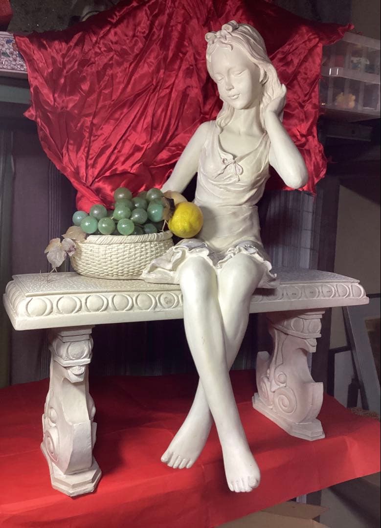 中国製 大理石調 樹脂製 ヴィーナス像 最大幅60㎝高さ70㎝ ホワイト