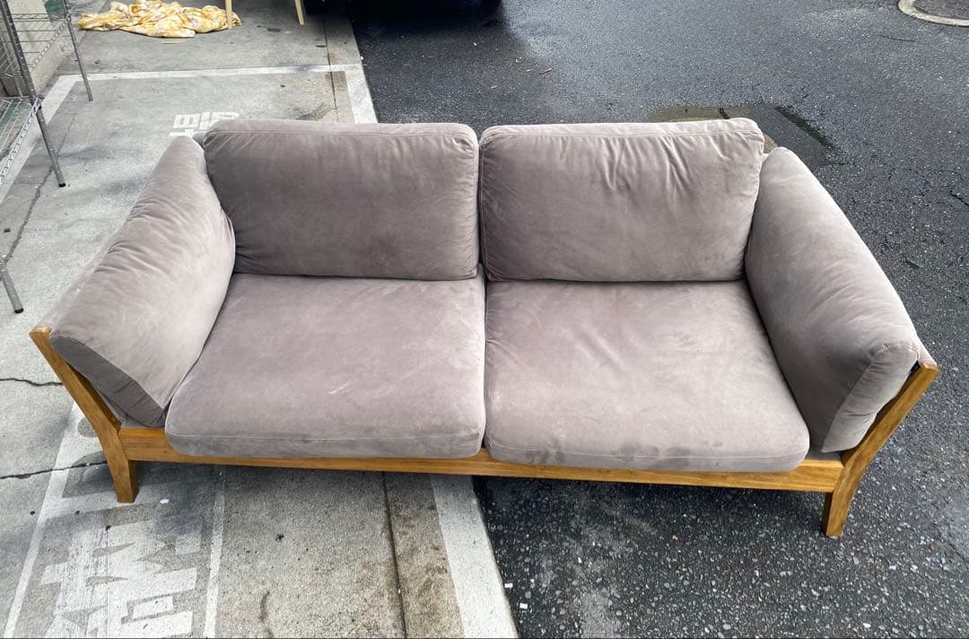 Micro from Def Tech×LOWYA『TS2TB』2.5Pソファ