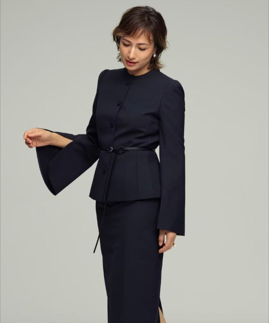 限定価格　uncrave 佐田真由美さんコラボ　スーツ　セットアップ　きれいめ