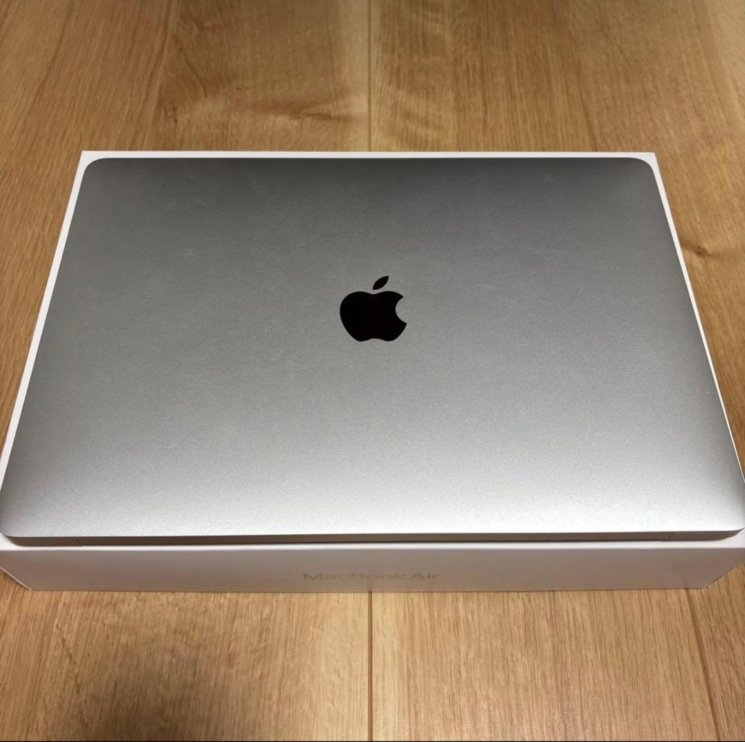 Apple M1（2020年） 13インチ MacBook Air 256GB