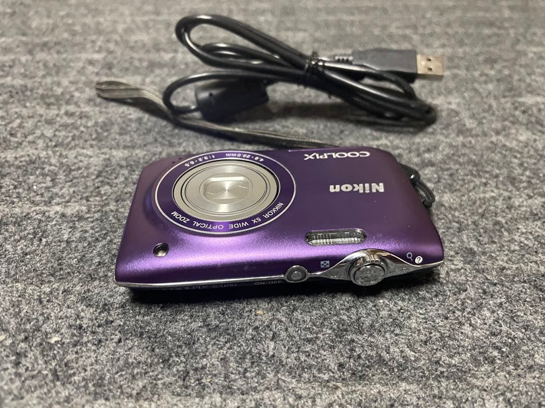 Nikon　COOLPIX S3100　デジタルカメラ