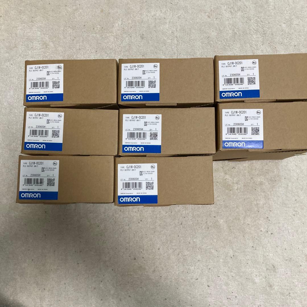 CJ1W-OC201 リレー独立接点出力ユニット 出力8点 (OMRON)