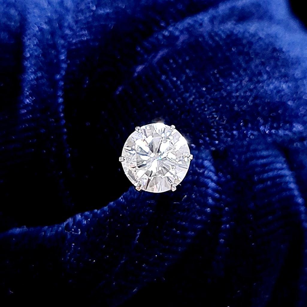 ギラギラ！0.56ct ダイヤモンド SI GOOD PT 一粒 片耳 ピアス