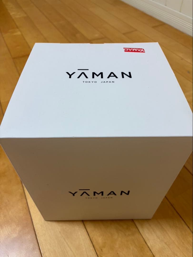 【新品未使用品】YAMAN フェイススチーマー YJSB0N シャンパンゴールド