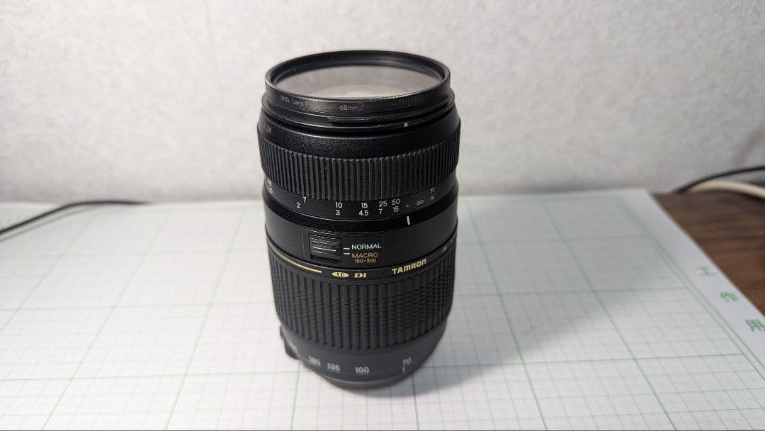 Nikon D40 デジタル一眼レフカメラ　ズームレンズ2本セット、バッグ付一式