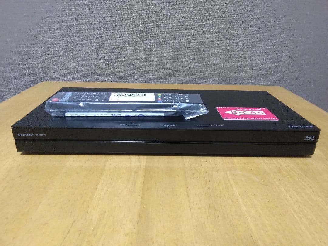 SHARP AQUOSブルーレイBDーNW520 2番組同時録画　保証付き