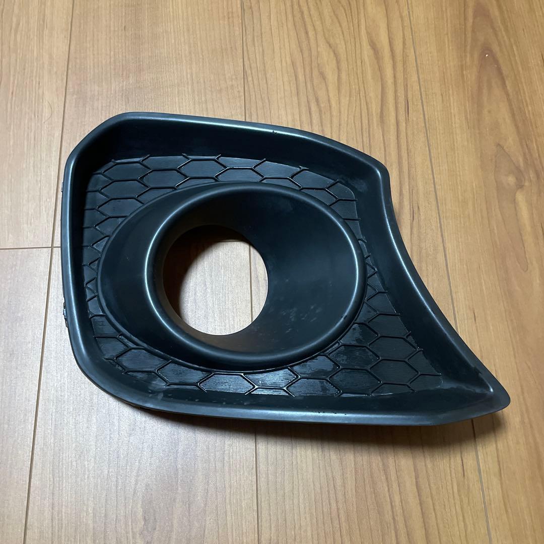 ZC33S スイフトスポーツ フロントグリル　フォグランプベゼル左右