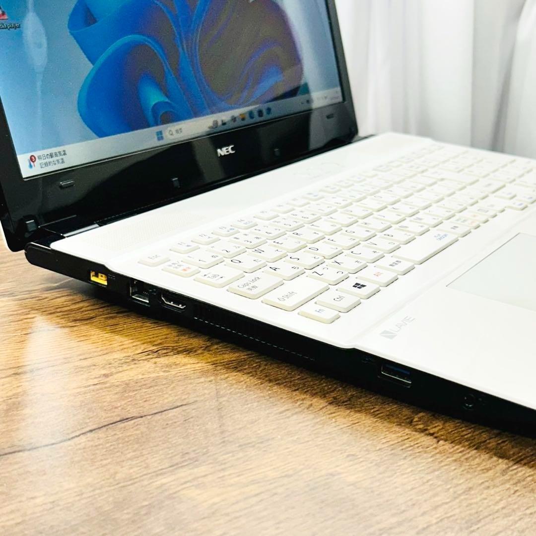 美品★SSD1TB/32GB/corei7 NECノートパソコン 動画編集初心者